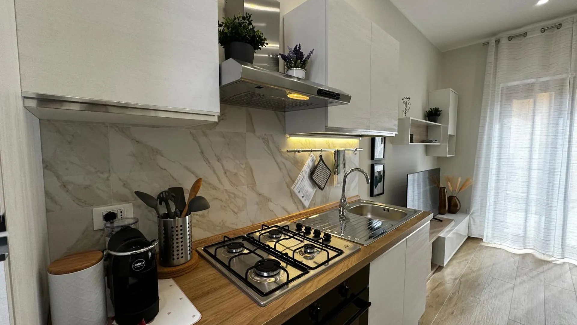 Regina Milano In Rho Fiera - Appartamento Indipendente E Parcheggio Gratuito Cornaredo