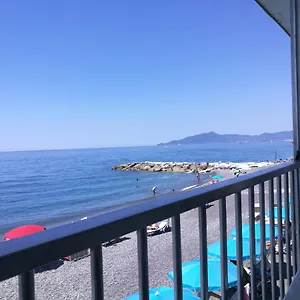 Vista Mare Appartamento Lavagna